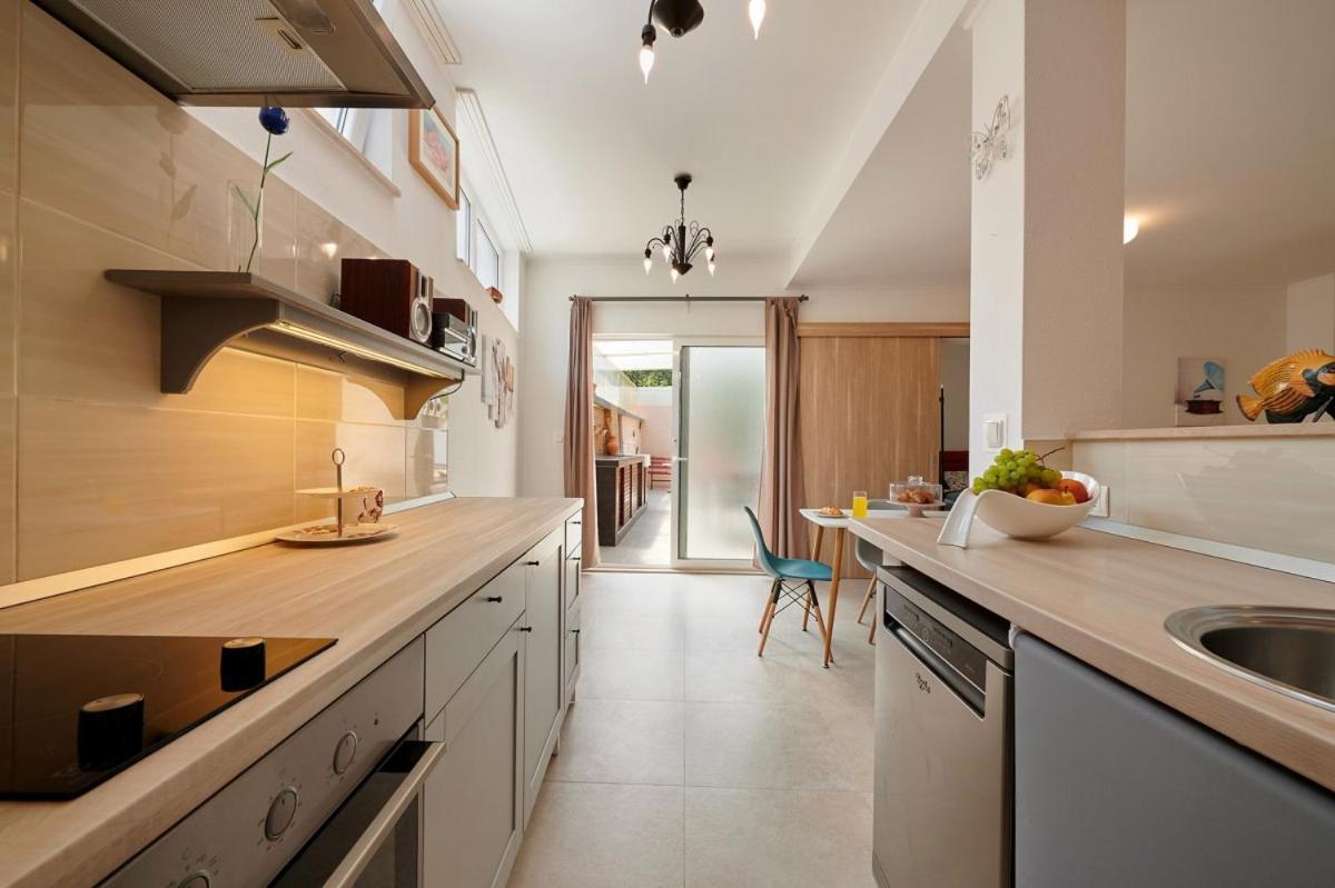 הוילה Smuketa In Trogir Haus Fuer 4 Personen מראה חיצוני תמונה